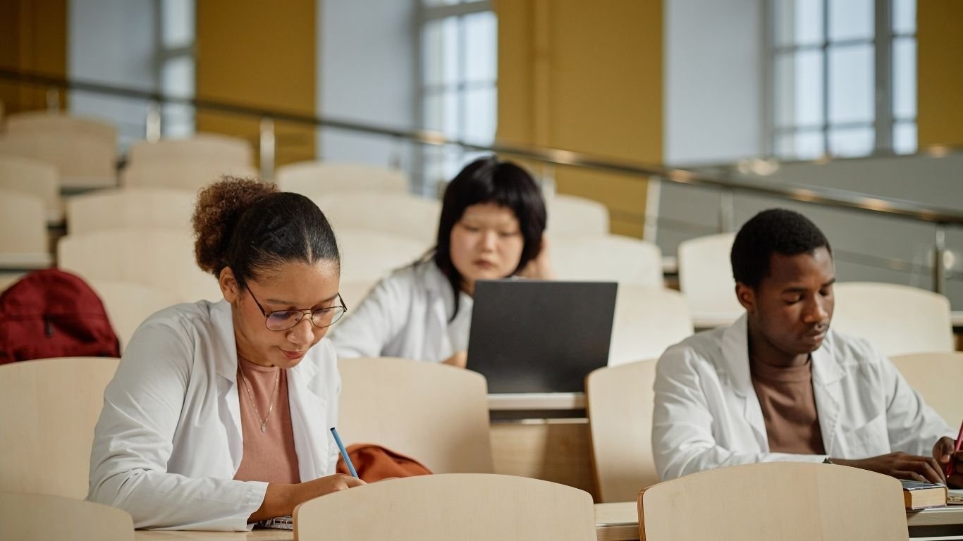 How Competitive Are Caribbean Medical Schools? Admissions, Exams, and Residency Reality